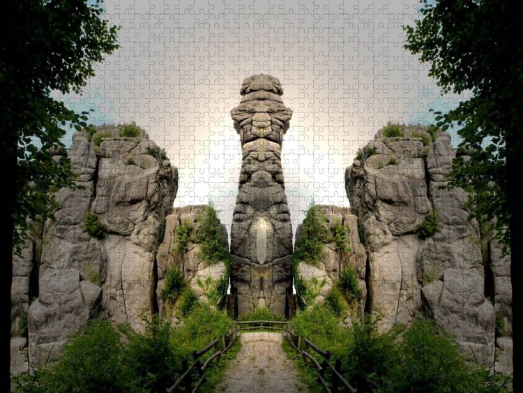 Produktbild: CALVENDO Puzzle Spiegelwelten - W&auml;chter Externsteine | 1000 Teile Lege-Gr&ouml;&szlig;e 64x48cm Foto-Puzzle f&uuml;r gl&uuml;ckliche Stunden