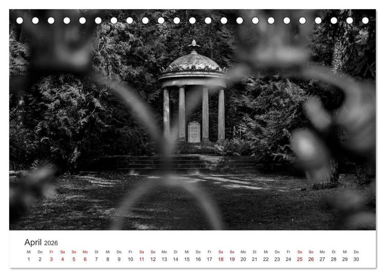 Produktbild: Wachgek&uuml;sst - Vom Zauber der Vergangenheit - S&uuml;dwestkirchhof Stahnsdorf (Tischkalender 2026 DIN A5 quer), CALVENDO Monatskalender