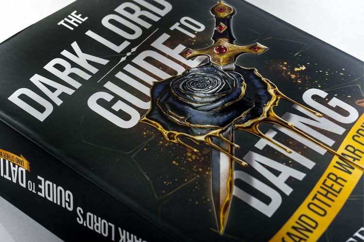 Produktbild: The Dark Lord's Guide to Dating (and Other War Crimes)