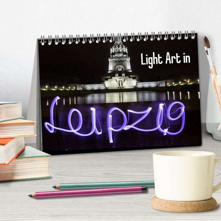 Produktbild: Light Art in Leipzig (Tischkalender 2026 DIN A5 quer), CALVENDO Monatskalender