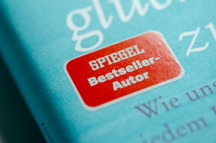 Produktbild: Alt genug, um gl&uuml;cklich zu sein