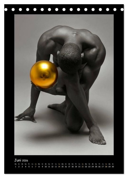 Produktbild: Golden Ball - M&auml;nner Akte (Tischkalender 2026 DIN A5 hoch), CALVENDO Monatskalender