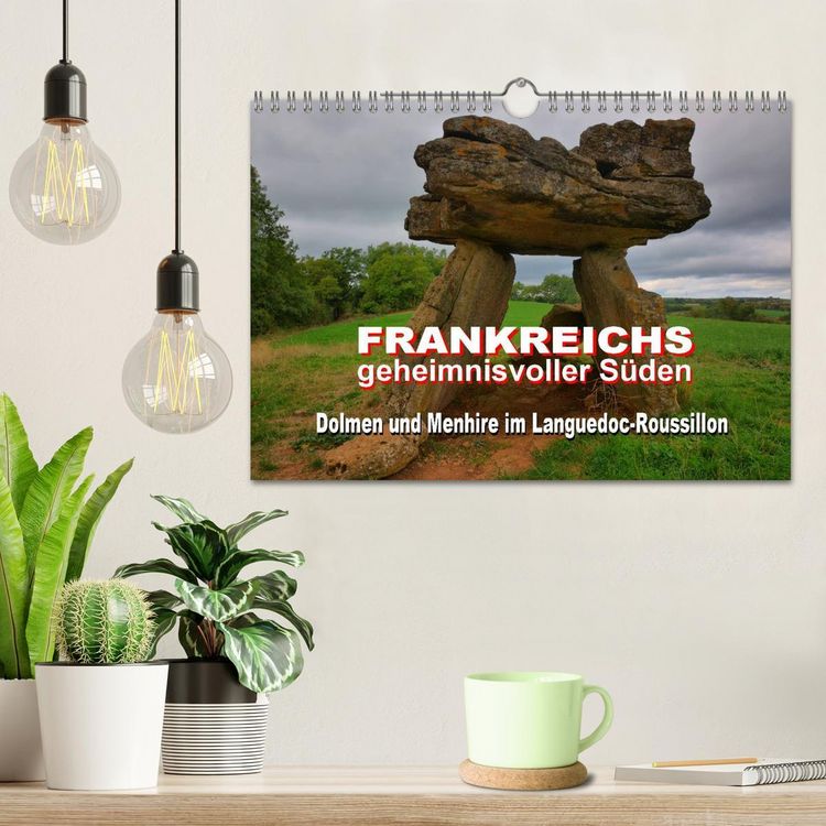 Produktbild: Frankreichs geheimnisvoller S&uuml;den - Dolmen und Menhire im Languedoc-Roussillon (Wandkalender 2026 DIN A4 quer), CALVENDO Monatskalender