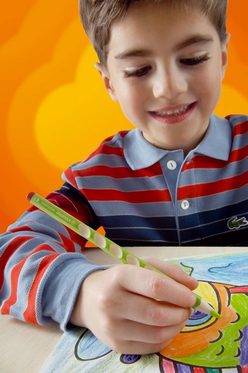 Produktbild: STABILO Ergonomischer Dreikant-Buntstift EASYcolors, f&uuml;r Rechtsh&auml;nder, hellgr&uuml;n