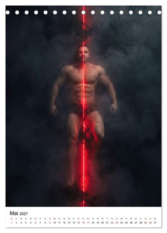 Produktbild: Floating Men - maskuliner K&ouml;rperbau in vollkommener Entspannung (Tischkalender 2027 DIN A5 hoch), CALVENDO Monatskalender