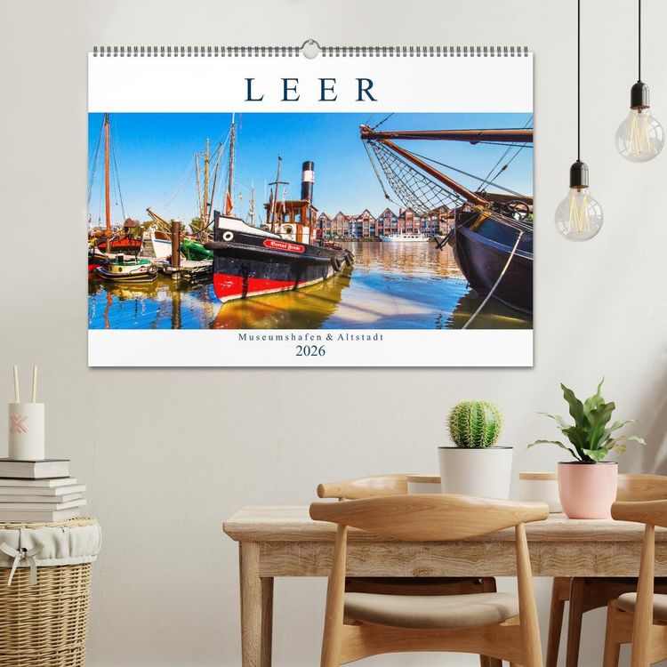 Produktbild: LEER Museumshafen und Altstadt (Wandkalender 2026 DIN A2 quer), CALVENDO Monatskalender