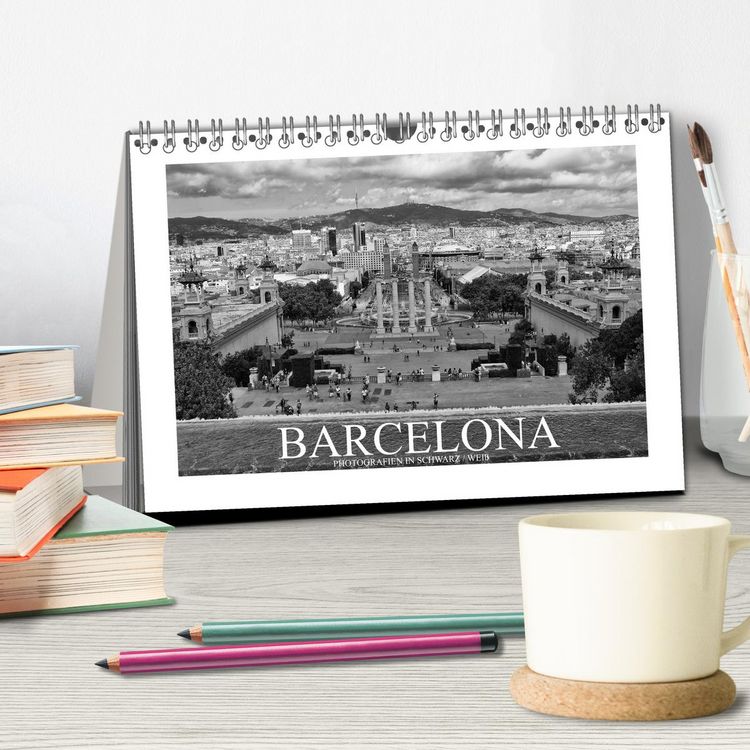 Produktbild: Barcelona Photografien in Schwarz / Wei&szlig; (Tischkalender 2026 DIN A5 quer), CALVENDO Monatskalender