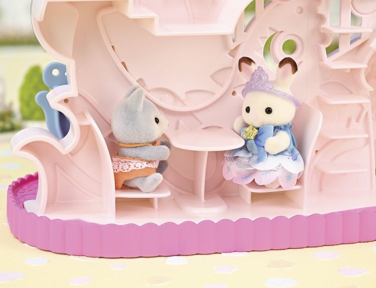 Produktbild: Sylvanian Families 5841 - Baby Dream Amusement Park, Freizeitpark Gl&uuml;ckstraum, Gro&szlig;es Spielset