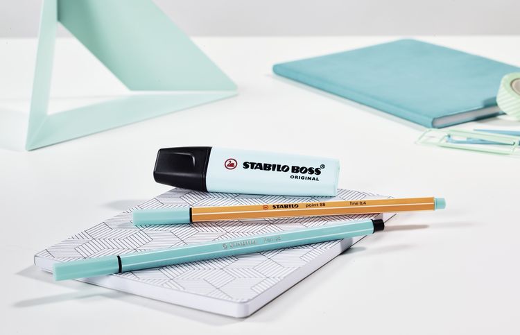 Textmarker - STABILO BOSS ORIGINAL Pastel - 4er Pack - Hauch von Minzgrün, rosiges Rouge, Schimmer von Lila, zartes Türkis