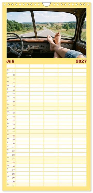 Produktbild: Familienplaner 2027 - Unten Ohne - Barfu&szlig; durchs Jahr mit 5 Spalten (Wandkalender, 21 x 45 cm) CALVENDO