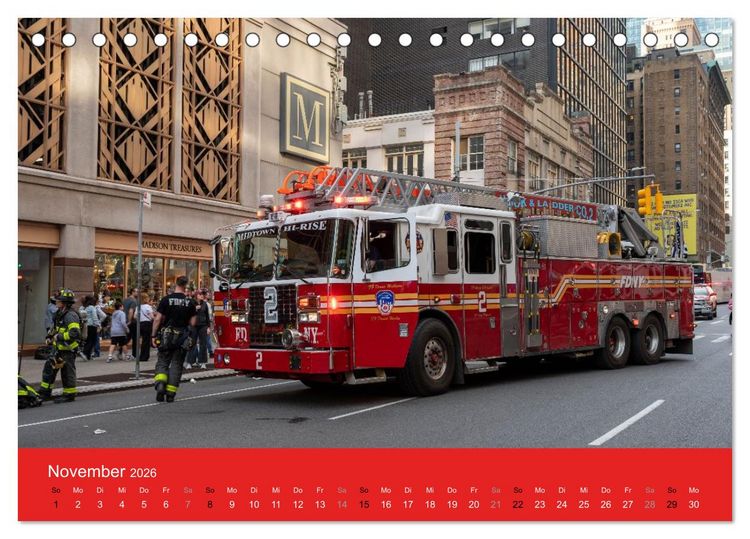 Produktbild: Feuerwehr New York - Heart of the City (Tischkalender 2026 DIN A5 quer), CALVENDO Monatskalender