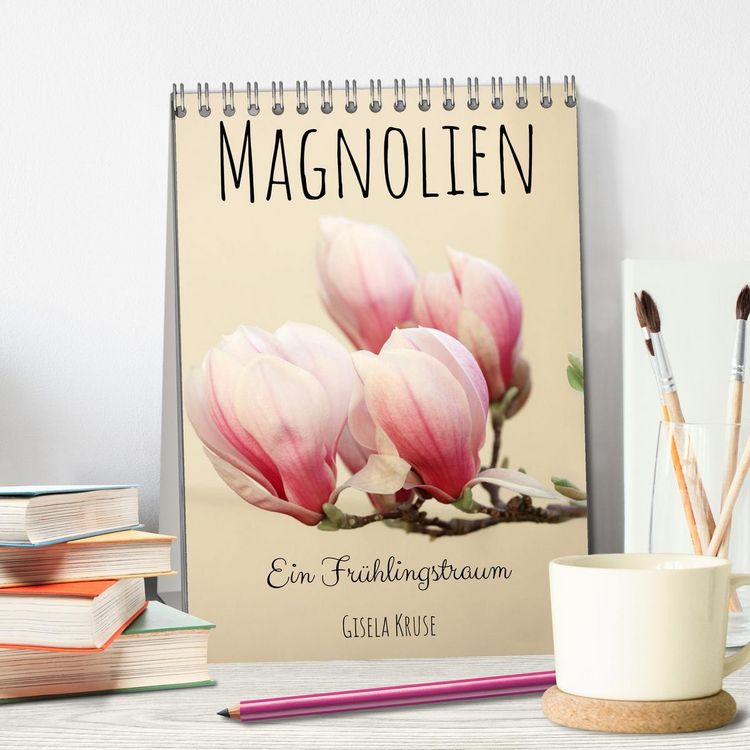 Produktbild: Magnolien Ein Fr&uuml;hlingstraum (Tischkalender 2026 DIN A5 hoch), CALVENDO Monatskalender