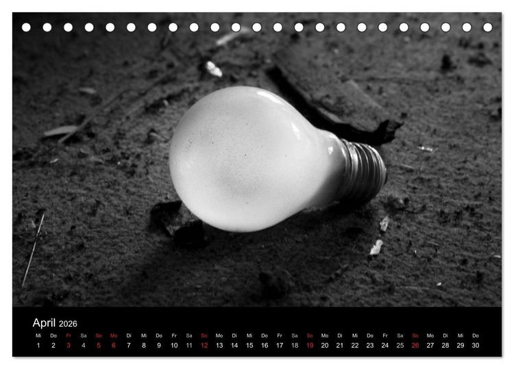 Produktbild: Objekte in schwarz weiss (Tischkalender 2026 DIN A5 quer), CALVENDO Monatskalender