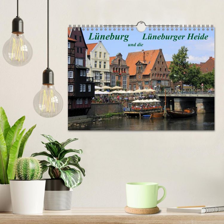 Produktbild: L&uuml;neburg und die L&uuml;neburger Heide (Wandkalender 2026 DIN A4 quer), CALVENDO Monatskalender