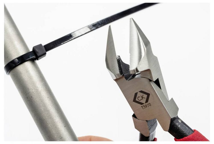 Produktbild: C.K T3970 Kunststoffschere