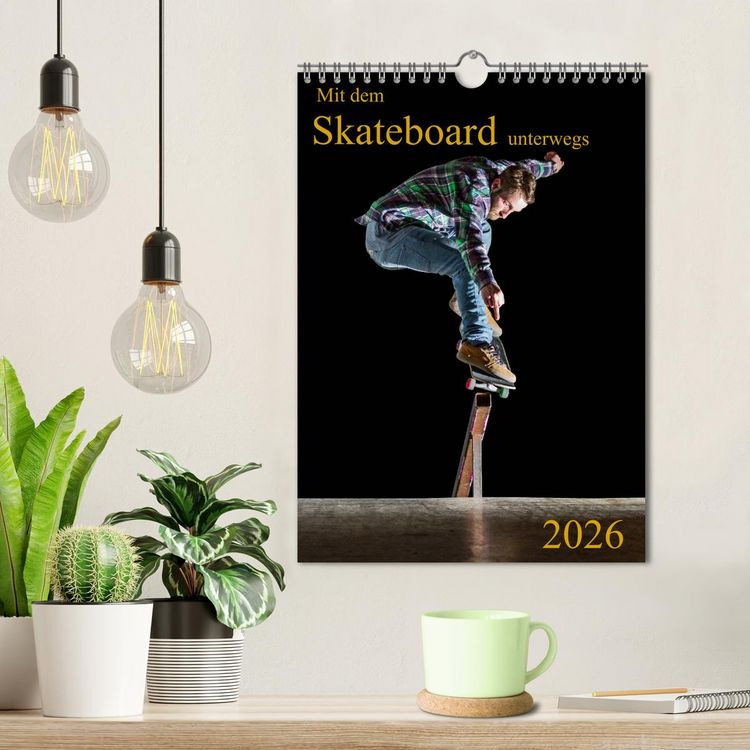Produktbild: Mit dem Skateboard unterwegs (Wandkalender 2026 DIN A4 hoch), CALVENDO Monatskalender