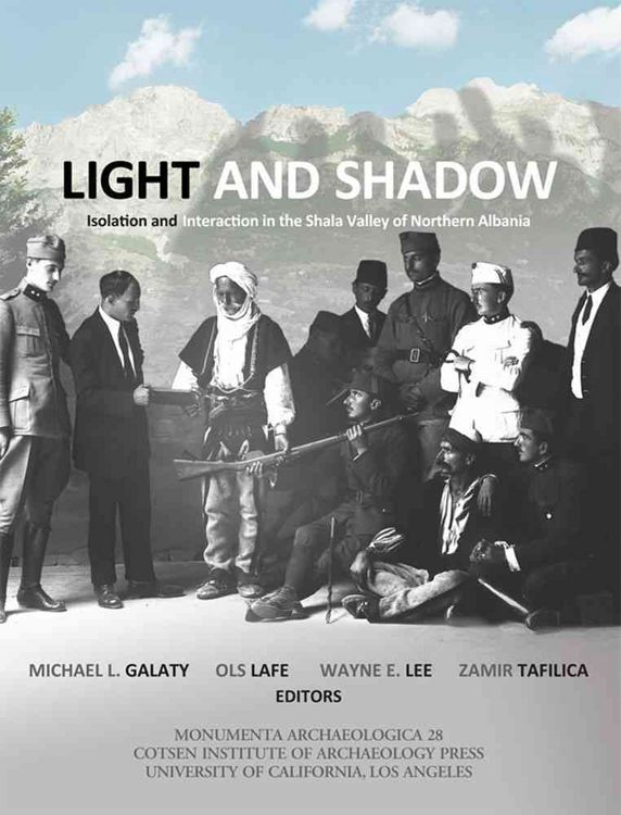 Produktbild: Light and Shadow