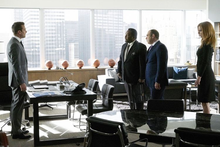 Suits - Season 8 [4 BRs]