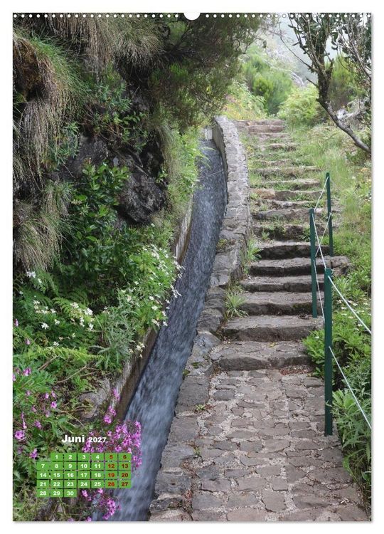 Produktbild: Levadas auf Madeira. Wildromantische Wanderwege (Wandkalender 2027 DIN A2 hoch), CALVENDO Monatskalender