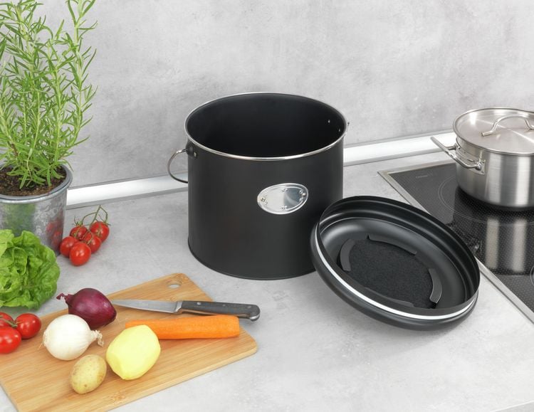 Produktbild: Komposteimer Mod. Nero 6 L, inklusive 3 Aktivkohlefiltern zum Wechseln