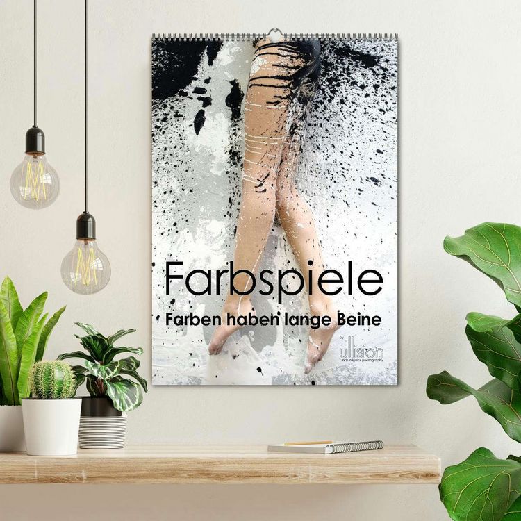 Produktbild: Farbspiele &ndash; Farben haben lange Beine (Wandkalender 2026 DIN A2 hoch), CALVENDO Monatskalender