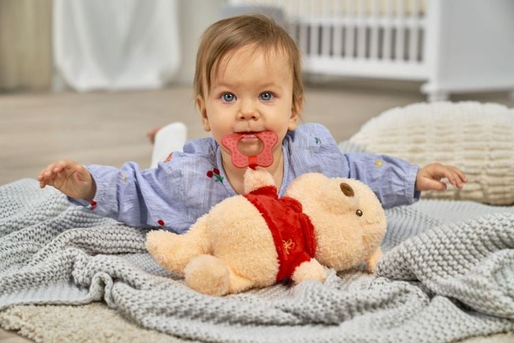 Produktbild: Disney Winnie m. Bei&szlig;hilfe