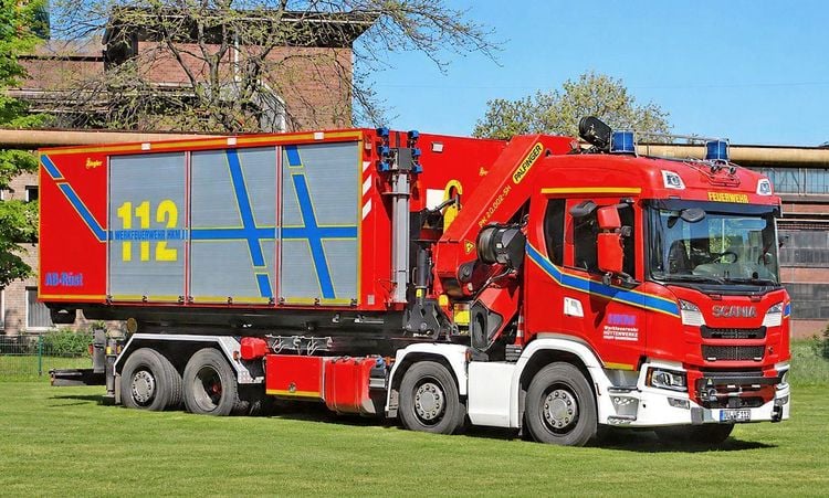 Produktbild: Jahrbuch Feuerwehrfahrzeuge 2027