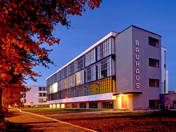 Produktbild: CALVENDO Puzzle Das ber&uuml;hmte Bauhaus Dessau, Dessau-Ro&szlig;lau 1000 Teile Lege-Gr&ouml;&szlig;e 64 x 48 cm Foto-Puzzle Bild von Prime Selection