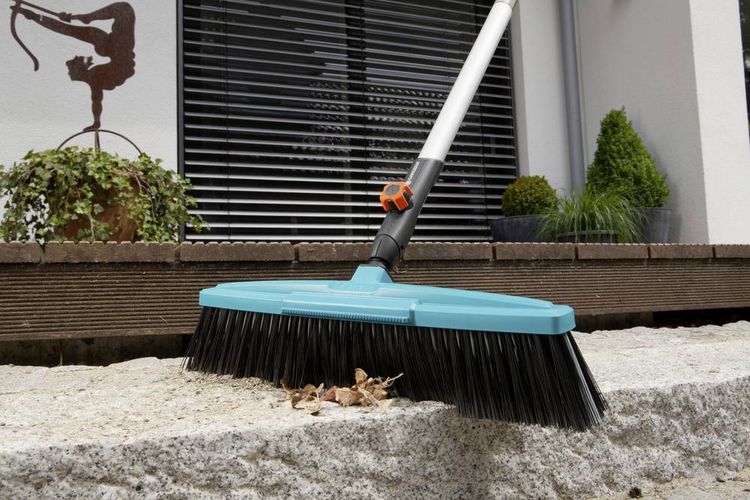 Produktbild: Gardena 03622-20 Stra&szlig;enbesen 45cm Combisystem