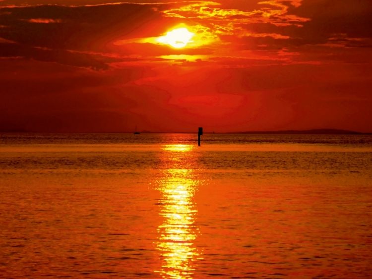 Produktbild: CALVENDO Puzzle Bodensee bei Sonnenuntergang | 1000 Teile Lege-Gr&ouml;&szlig;e 64x48cm Foto-Puzzle f&uuml;r gl&uuml;ckliche Stunden