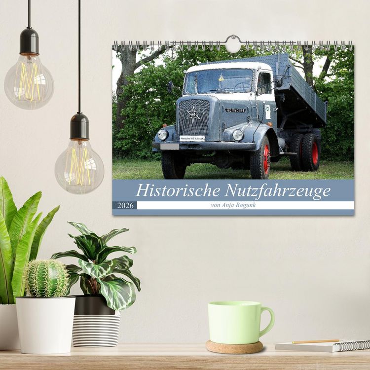 Produktbild: Historische Nutzfahrzeuge (Wandkalender 2026 DIN A4 quer), CALVENDO Monatskalender