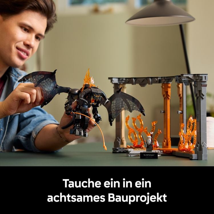 Produktbild: LEGO Icons 10367 Der Herr der Ringe: Balrog B&uuml;cherst&uuml;tze, Dekoration