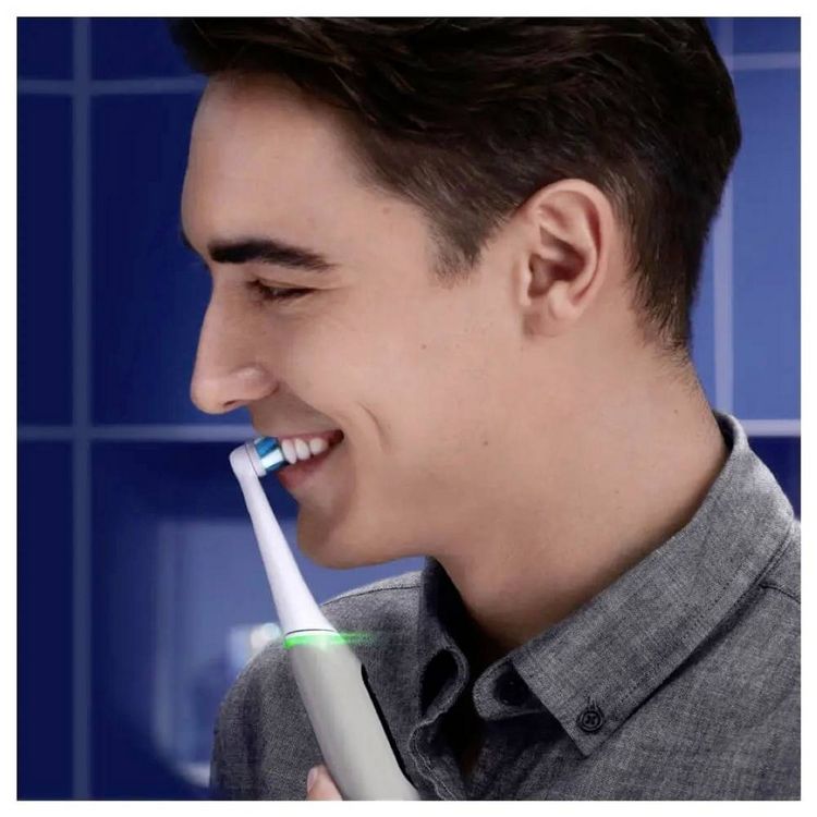 Produktbild: Oral-B iO Serie 6 377269 Elektrische Zahnb&uuml;rste Grau