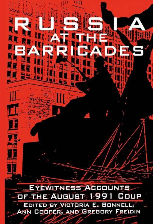 Produktbild: Russia at the Barricades