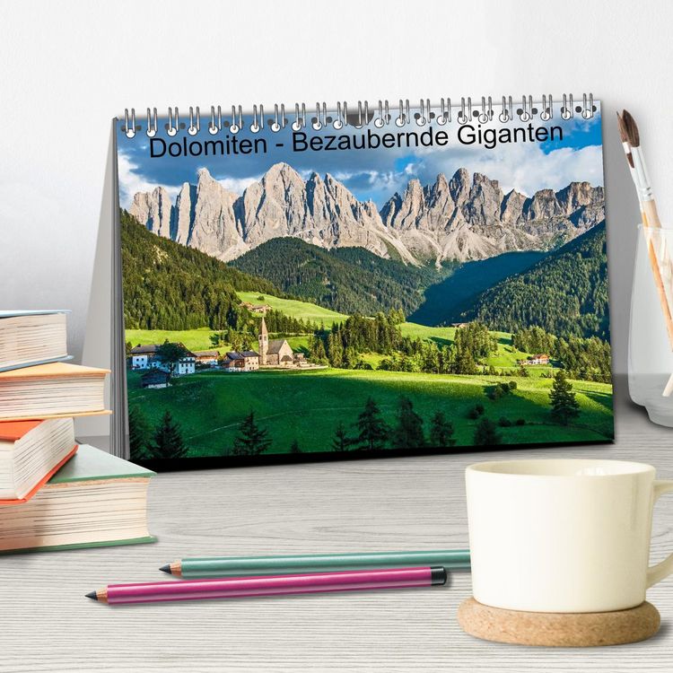 Produktbild: Dolomiten - Bezaubernde Giganten (Tischkalender 2026 DIN A5 quer), CALVENDO Monatskalender