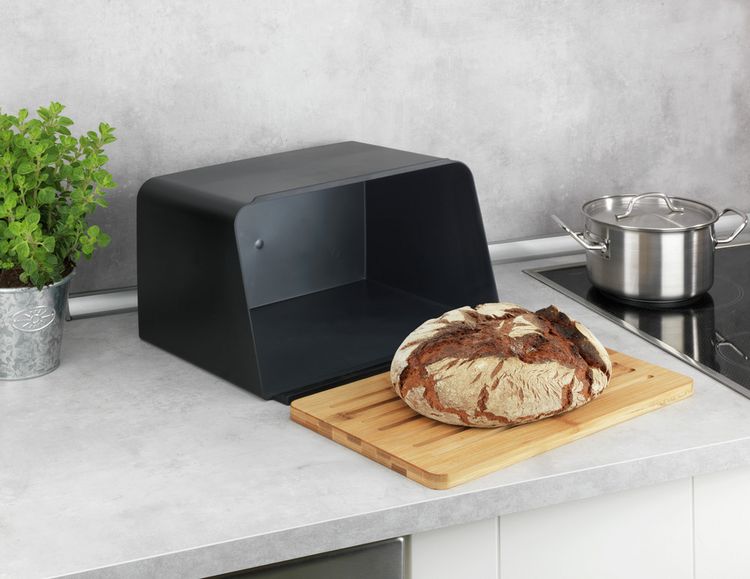 Produktbild: Brotkasten mit Schneidebrett Mod. Kubo, Schwarz, mit Bambusdeckel und Bel&uuml;ftungsl&ouml;chern
