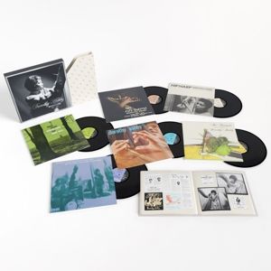 Produktbild: With Strings Attached
