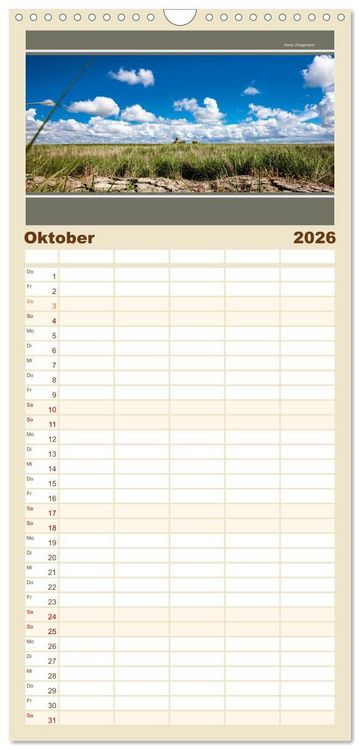 Produktbild: Familienplaner 2026 - Der Pilsumer Leuchtturm mit 5 Spalten (Wandkalender, 21 x 45 cm) CALVENDO