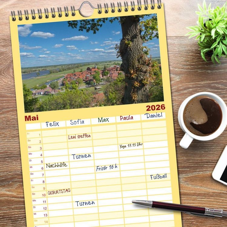 Produktbild: Familienplaner 2026 - Flusslandschaft Elbe mit 5 Spalten (Wandkalender, 21 x 45 cm) CALVENDO