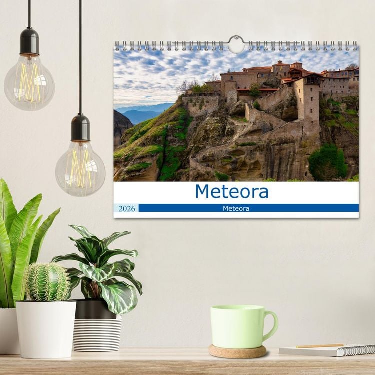 Produktbild: Meteora - Dem Himmel so nah (Wandkalender 2026 DIN A4 quer), CALVENDO Monatskalender