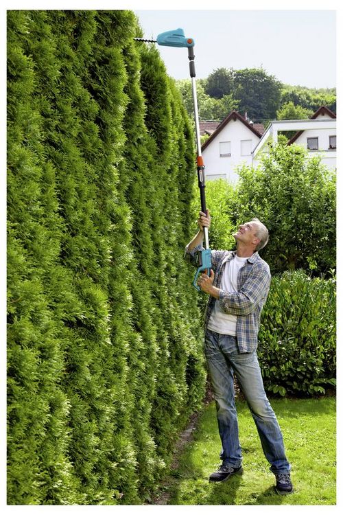 Produktbild: GARDENA GARDENA Akku-Teleskop-Heckenschere THS 42/18V P4A Ready-To-Use Set Akku Teleskop-Heckenschere inkl. Akku, inkl. Ladeger&auml;t 18 V Li-Ion