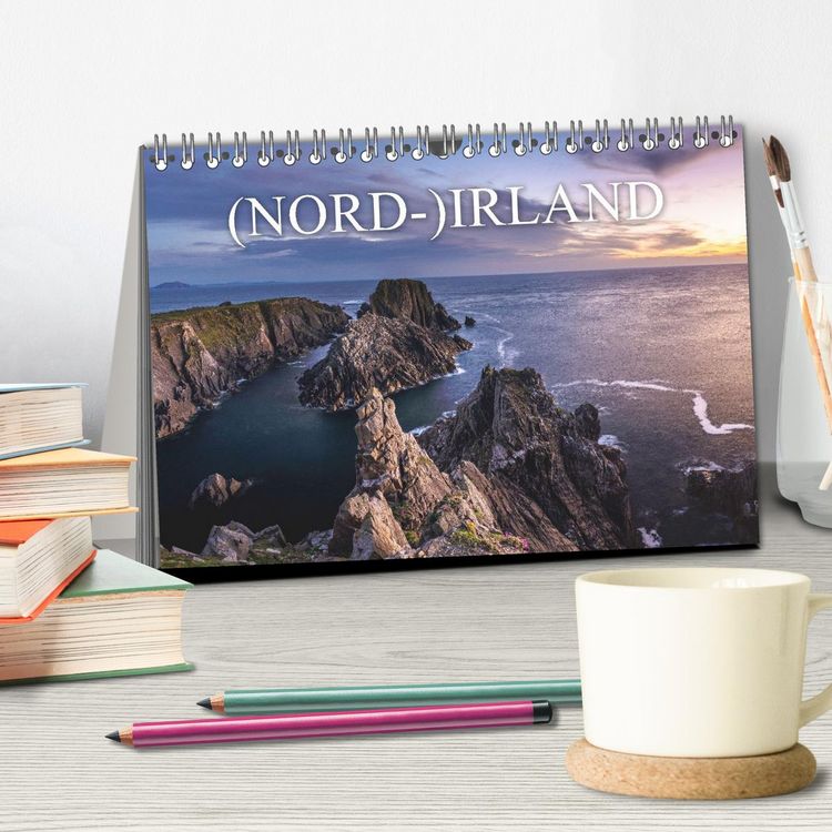 Produktbild: (Nord-)Irland - Das gr&uuml;ne Juwel (Tischkalender 2026 DIN A5 quer), CALVENDO Monatskalender