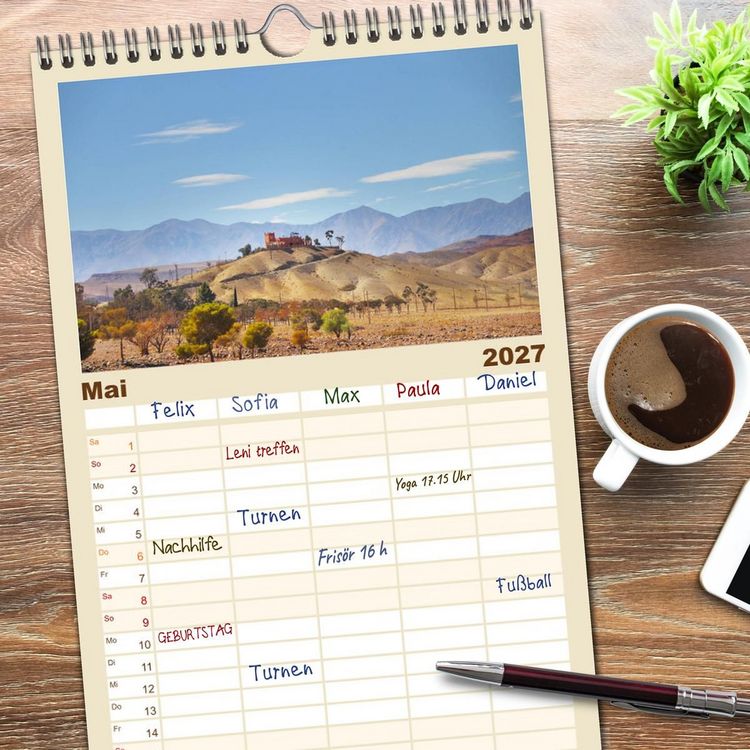Produktbild: Familienplaner 2027 - Erlebe mit mir das traumhafte Marokko mit 5 Spalten (Wandkalender, 21 x 45 cm) CALVENDO