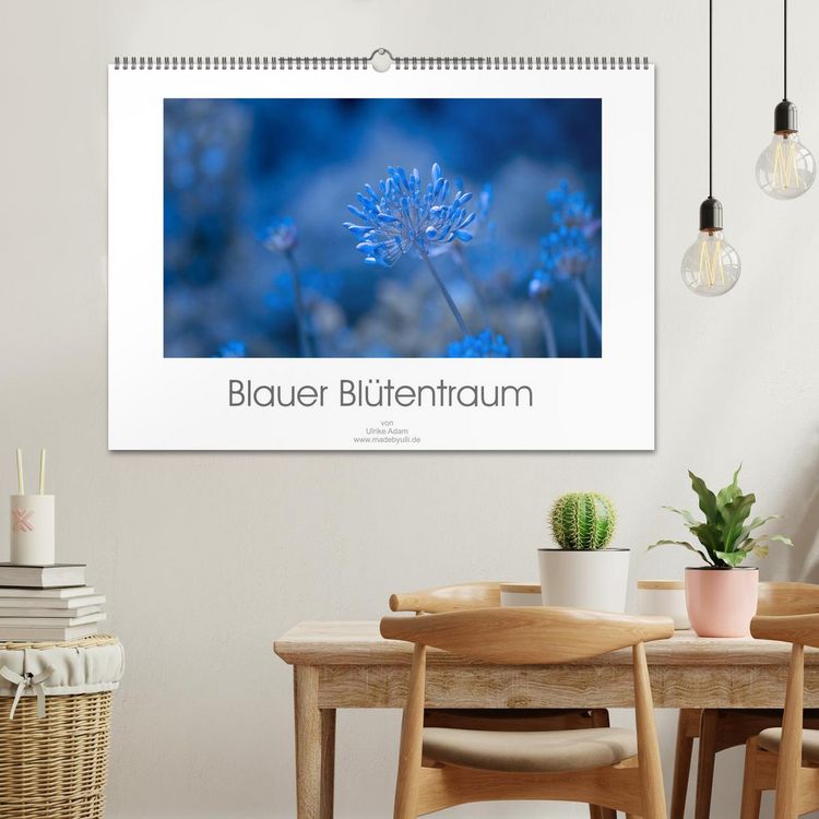 Produktbild: Blauer Bl&uuml;tentraum (Wandkalender 2026 DIN A2 quer), CALVENDO Monatskalender