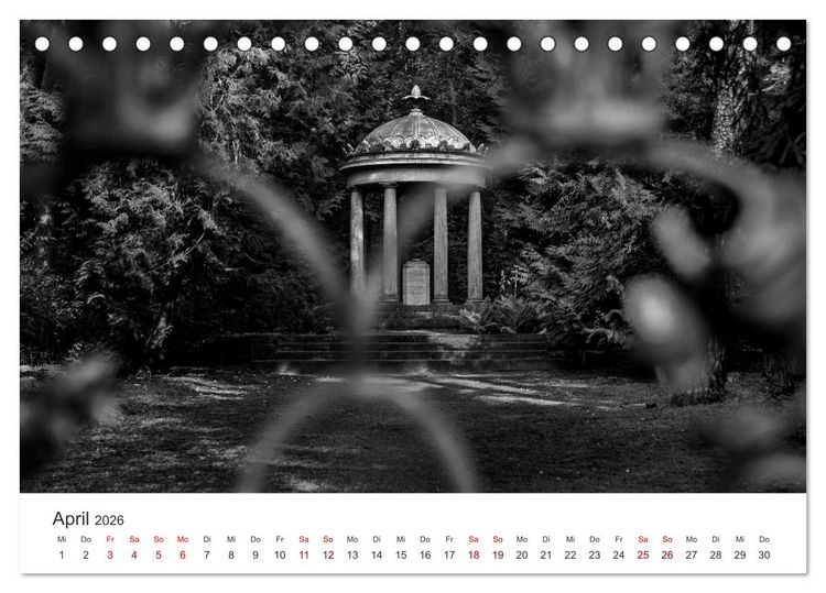 Produktbild: Wachgek&uuml;sst - Vom Zauber der Vergangenheit - S&uuml;dwestkirchhof Stahnsdorf (Tischkalender 2026 DIN A5 quer), CALVENDO Monatskalender