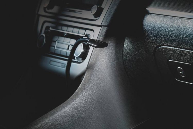 Produktbild: Osram Automotive Leselampe, LED Innenraumleuchte ONYX-USB ONYX COPILOT&reg; USB LED 5 V (L x B x H) 460 x 9 x 25 mm Biegsamer Hals, Drehbar, Schwenkbar
