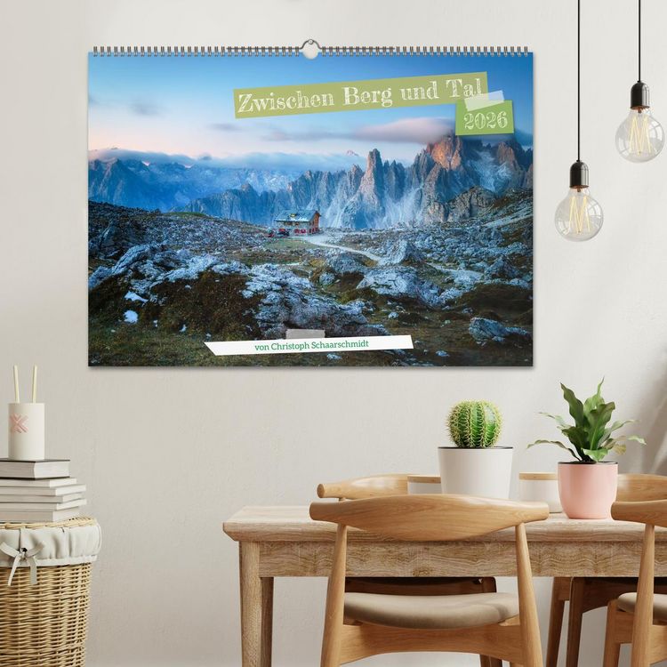 Produktbild: Zwischen Berg und Tal (Wandkalender 2026 DIN A2 quer), CALVENDO Monatskalender