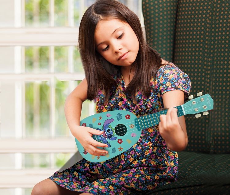 Produktbild: Bluey Holz-Ukulele mit Nylonsaiten - 53 cm