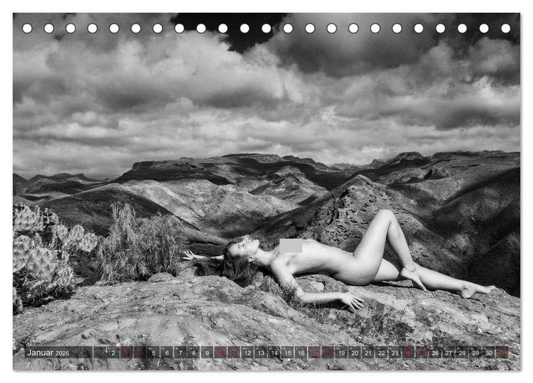 Produktbild: Girls and Nature (Tischkalender 2026 DIN A5 quer), CALVENDO Monatskalender
