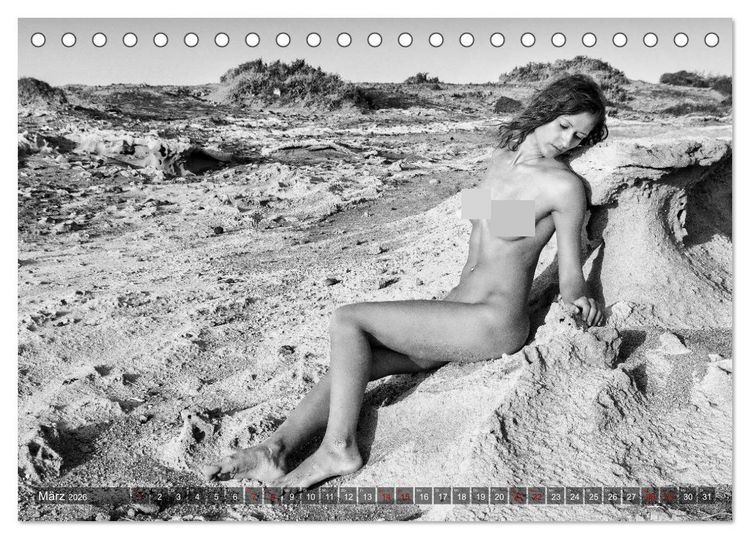 Produktbild: Girls and Nature (Tischkalender 2026 DIN A5 quer), CALVENDO Monatskalender
